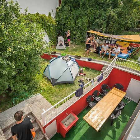 Mostar Downtown Hostel Bagian luar foto