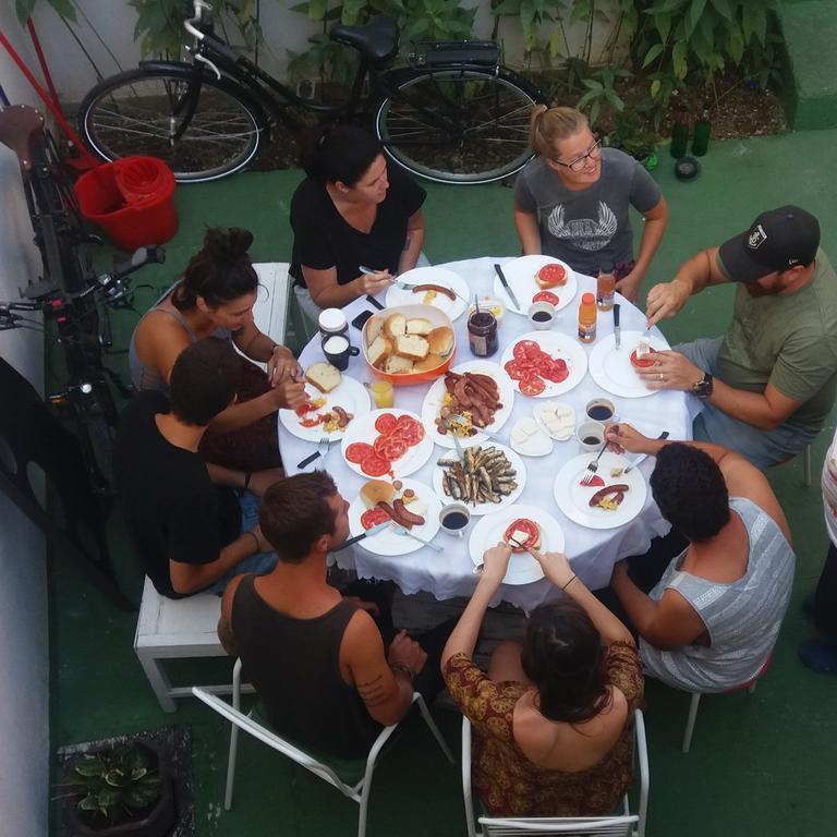 Mostar Downtown Hostel Bagian luar foto